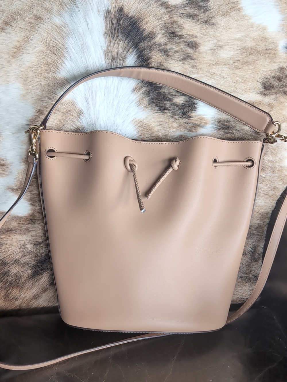 Ralph Lauren Camel  Smooth Leather Drawstring Bucket Bag Crossbody/Shoulder